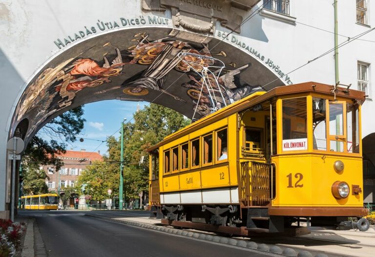Idén nyáron is fel lehet pattanni a nosztalgia járatokra Szegeden! Mutatjuk mikor és hol!