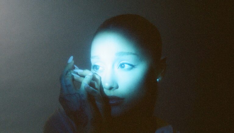 32 éves lett ma Ariana Grande
