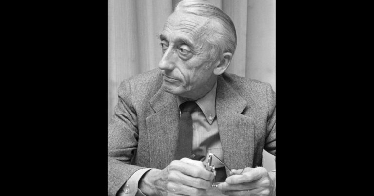 115 éve született Jacques-Yves Cousteau