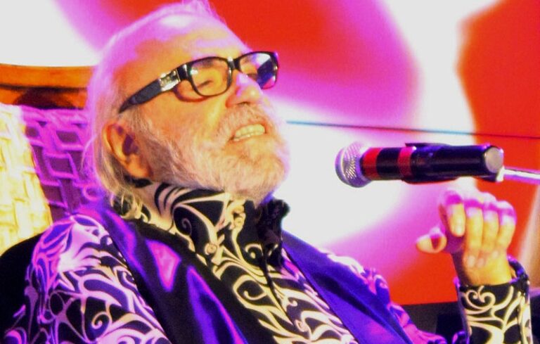 Ma lenne 79 éves Demis Roussos