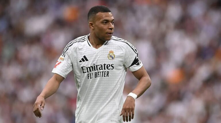 Kylian Mbappé szerezte meg az Aranycipőt