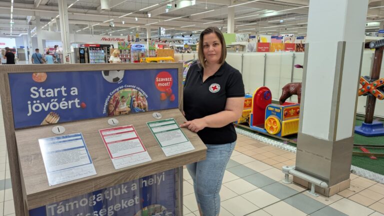 „Légy Résen!” – Fiatalokat oktatna Vásárhelyen a Vöröskereszt