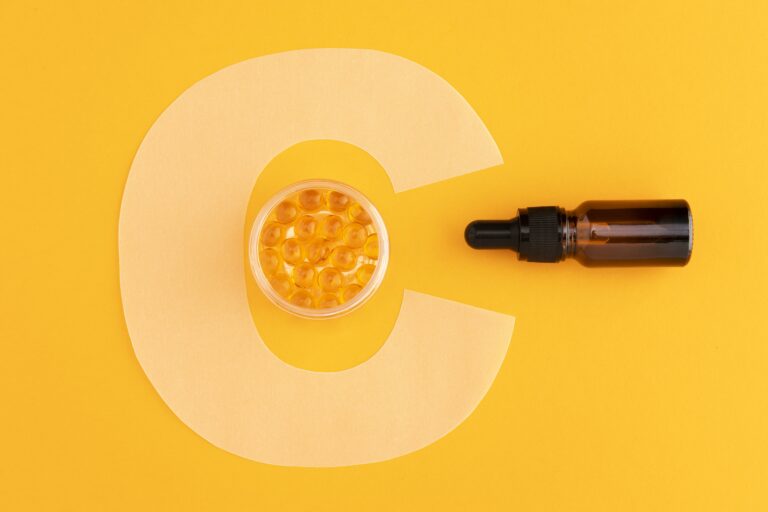 A C-vitamin új szerepe: megfiatalítja a bőrt génaktiválással