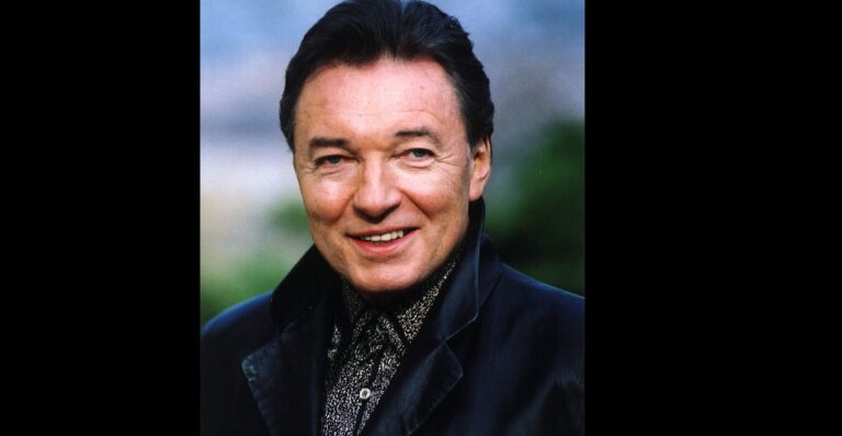86 éves lenne Karel Gott