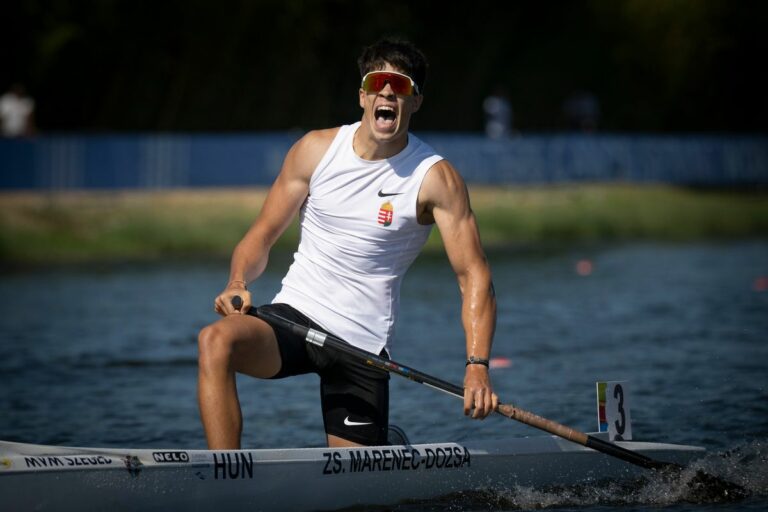 Fiatal sportolók és legendás edzők előtt tisztelegnek a Maty-éren