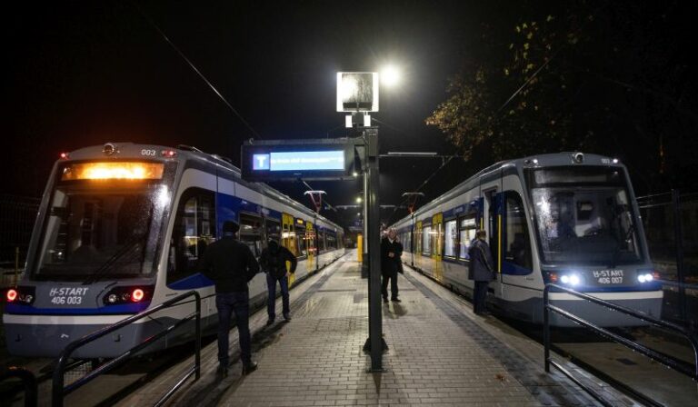 SZINtiszta biztonság: éjszakai TramTrain járatok a fesztivál idején