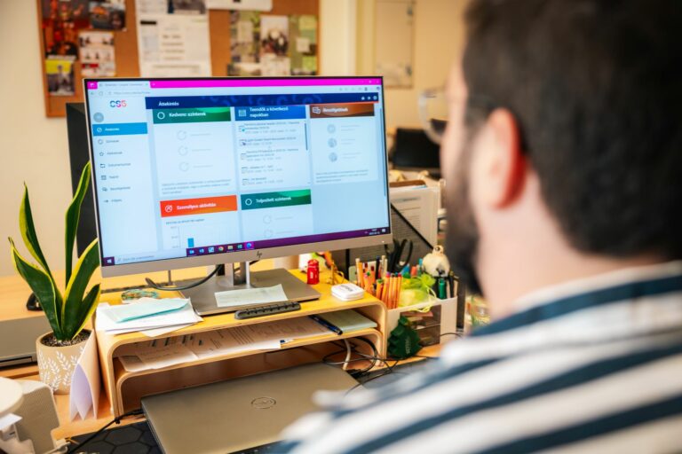 Tanulás új dimenzióban: megérkezett a CooSpace 5 az SZTE-re