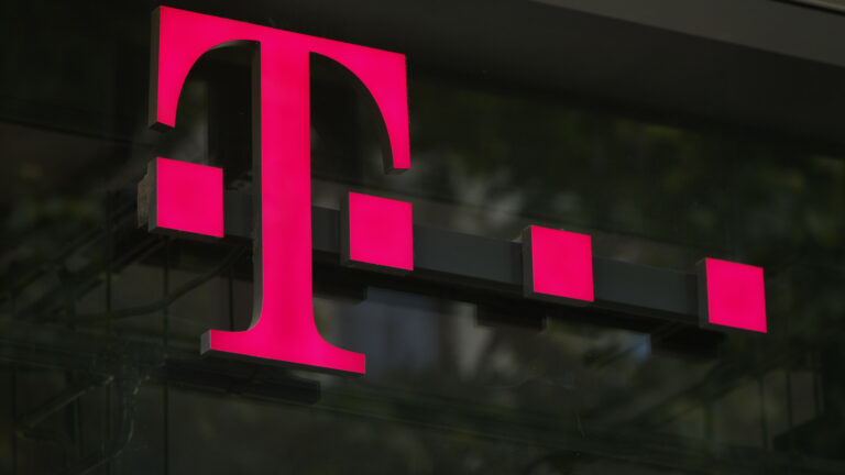 Hálózafejlesztés miatt leállások várhatóak a Telekomnál