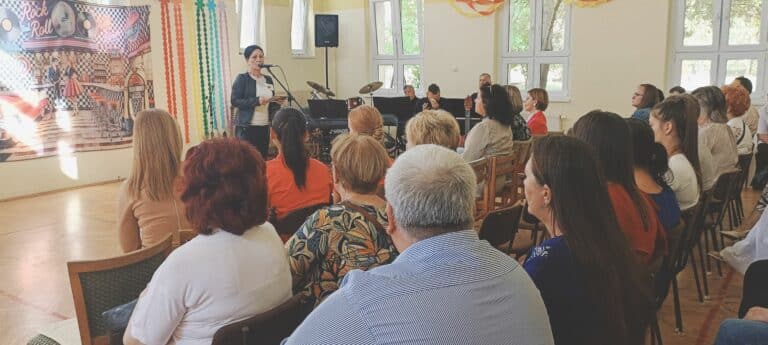 Szülinapot ünnepelt a Szivárvány Integrált Szociális Intézmény Csongrád-Csanád Vármegye