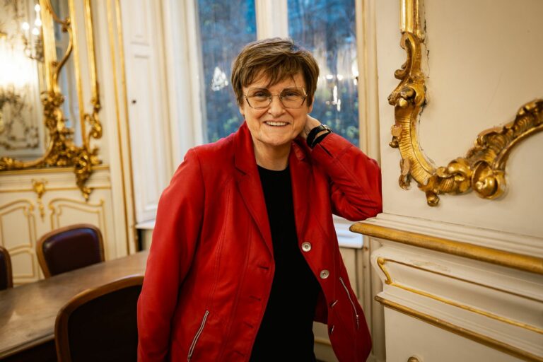 Karikó Katalint születésnapja alkalmából játékkal, előadással, kiállítással köszönti az SZTE