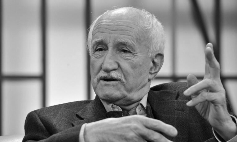 90 éves korában elhunyt Koltai János, a Szomszédok ismert arca
