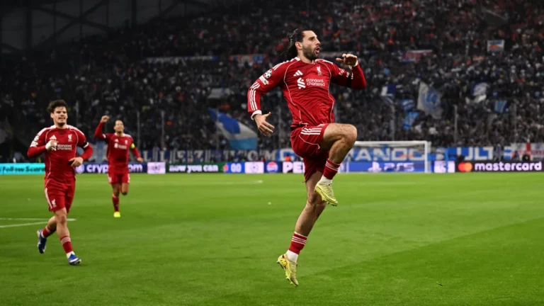 Szoboszlai parádés szabadrúgása vezette győzelemre a Liverpoolt