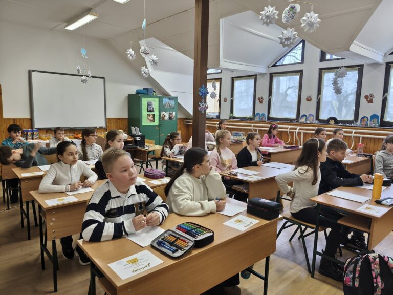 Idén is megrendezték a Kistérségi Aranytoll Szépírási Versenyt