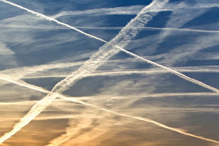 Chemtrail nincs, azt ugye nem kell tiltani?