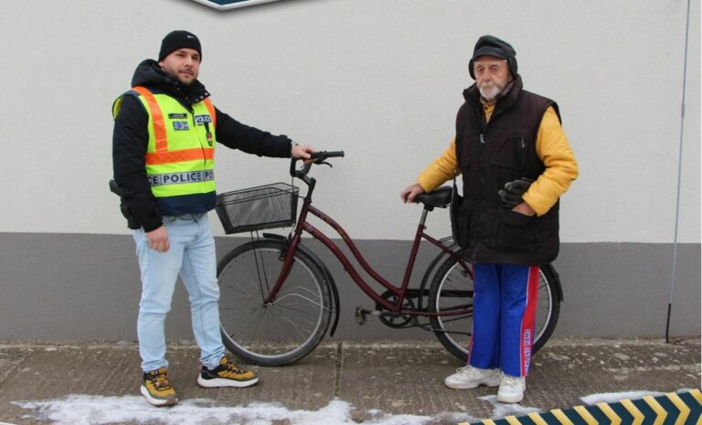 Az udvarról vitték el a biciklit Szentesen