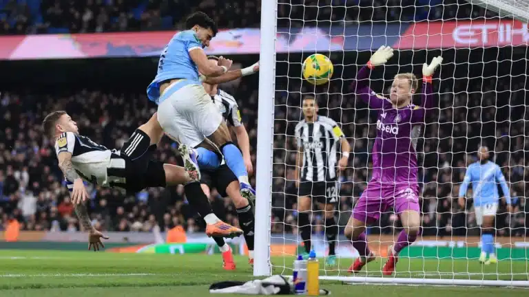 A Manchester City kettős győzelemmel jutott a Ligakupa‑döntőbe