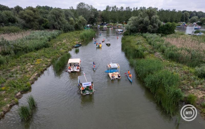 0828bodrog-tisza-szemetgyujtes