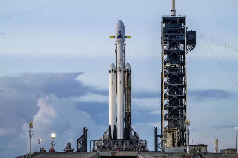 Sikeresen felbocsátották a NASA Roman űrteleszkópját