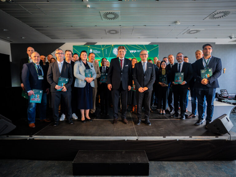Adópolitika, autóipar és európai logisztikai láncok – ilyen volt az idei TOP 100 Gazdasági Konferencia